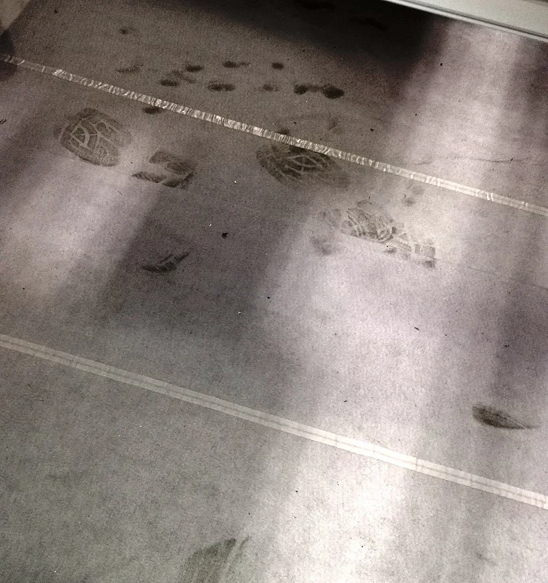 FAS Staubschutz Floorliner für Anlagenwände/-böden - einseitig klebend belastet auf dem Boden